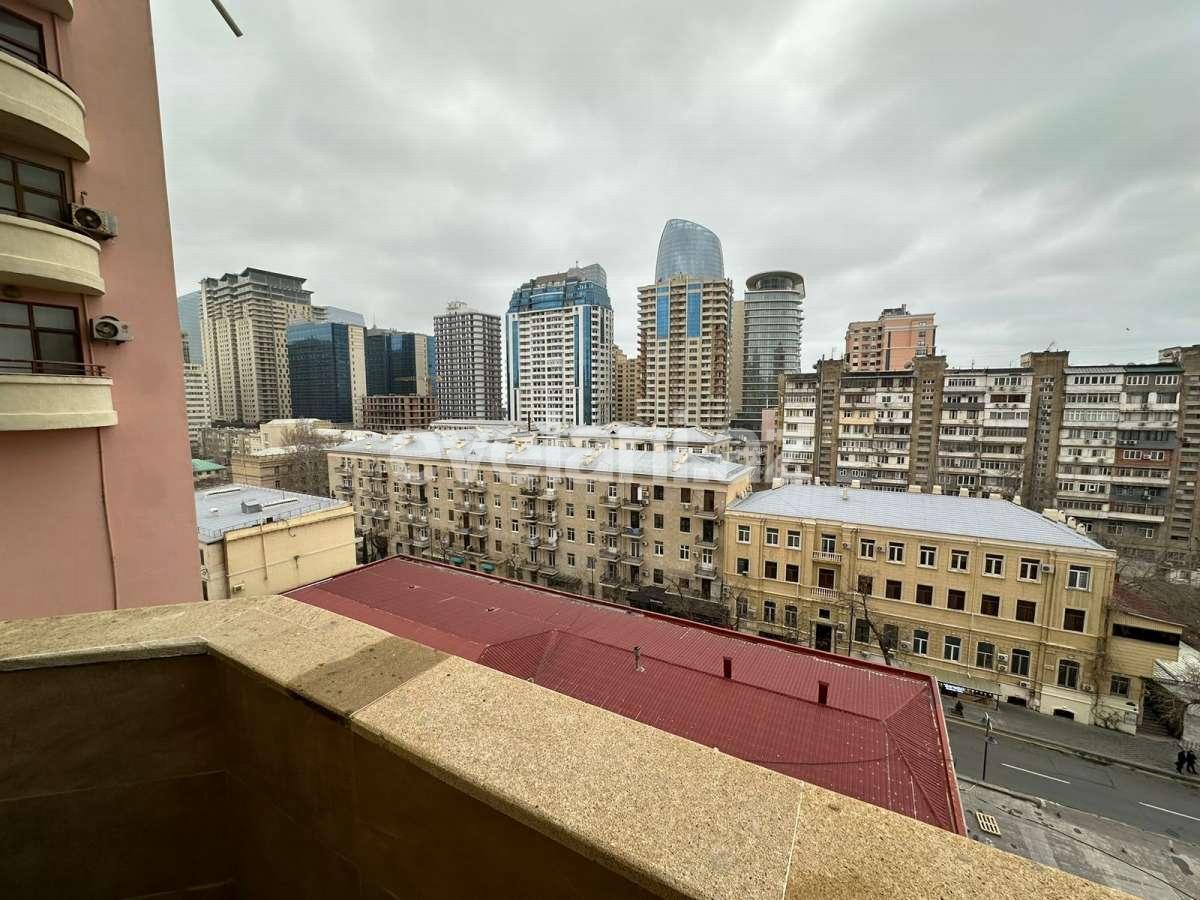 Kirayə verilir, yeni tikili, 4 otaqlı, 192 m², Bakı, Nəsimi r, 28 may m.