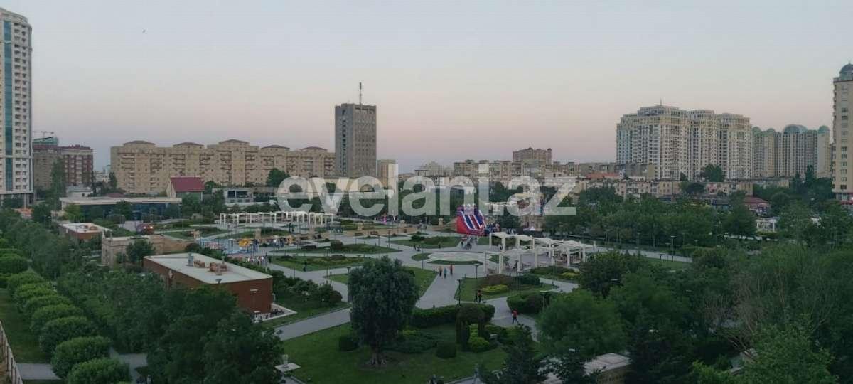 Satılır, yeni tikili, 5 otaqlı, 180 m², Bakı, Yasamal r, Elmlər Akademiyası m.