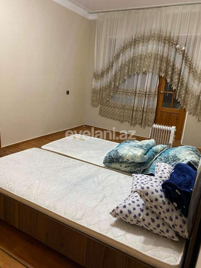 Satılır, köhnə tikili, 4 otaqlı, 120 m², Bakı, Xəzər r, Buzovna q.