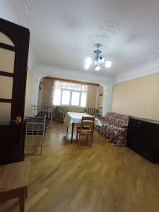 Rent, old building, 3 room, 100 m², Baku, Yasamal r, Elmlar Akademiyası m.