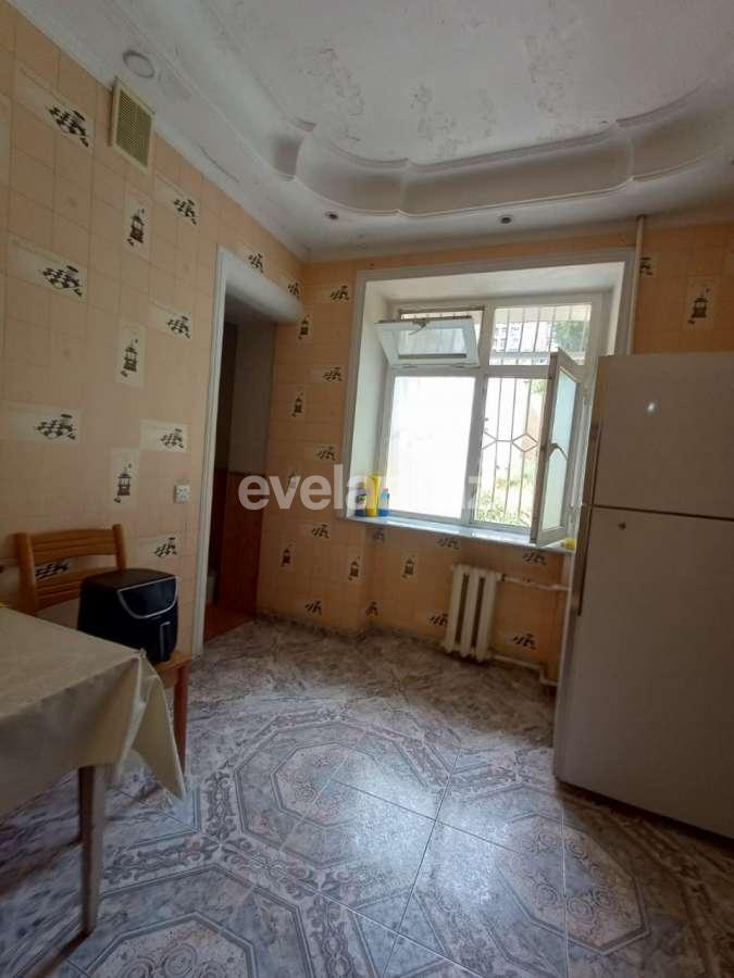 Сдаётся, вторичка, 3-комнаты, 100 m², Баку, Ясамальский r, Элмляр Академиясы m.