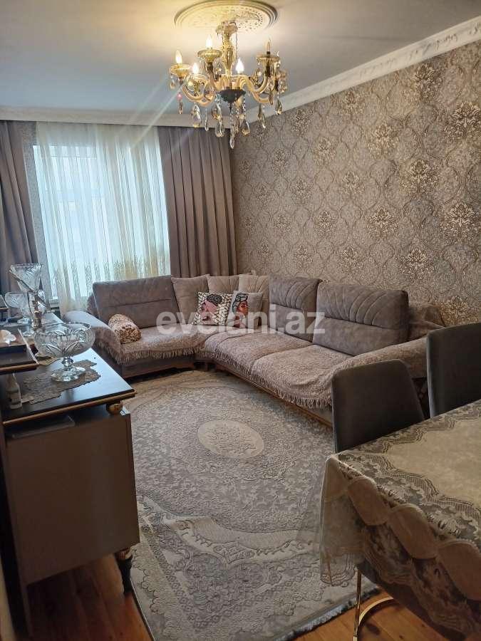 Satılır, köhnə tikili, 3 otaqlı, 70 m², Bakı, Suraxanı r, Qaraçuxur q.