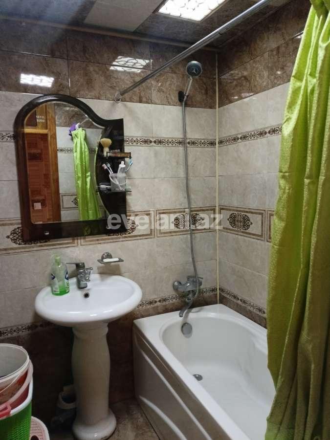 Satılır, köhnə tikili, 3 otaqlı, 70 m², Bakı, Suraxanı r, Qaraçuxur q.