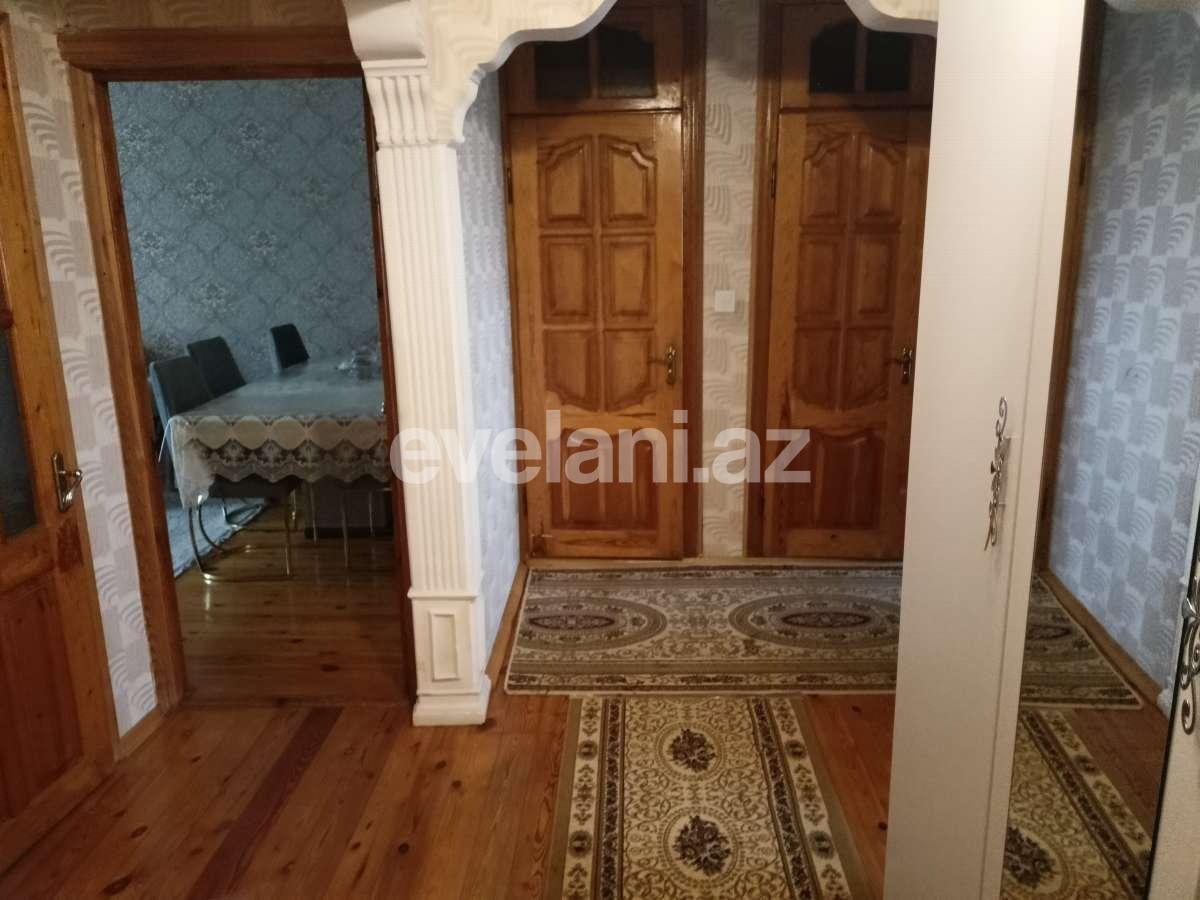 Satılır, köhnə tikili, 3 otaqlı, 70 m², Bakı, Suraxanı r, Qaraçuxur q.