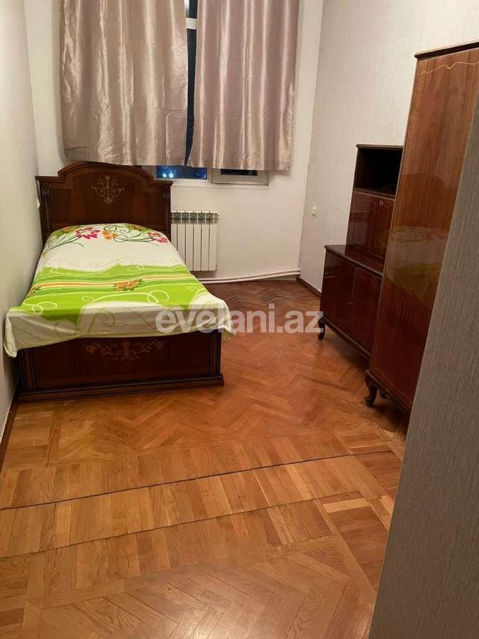 Сдаётся, вторичка, 3-комнаты, 136 m², Баку, Ясамальский r, Элмляр Академиясы m.