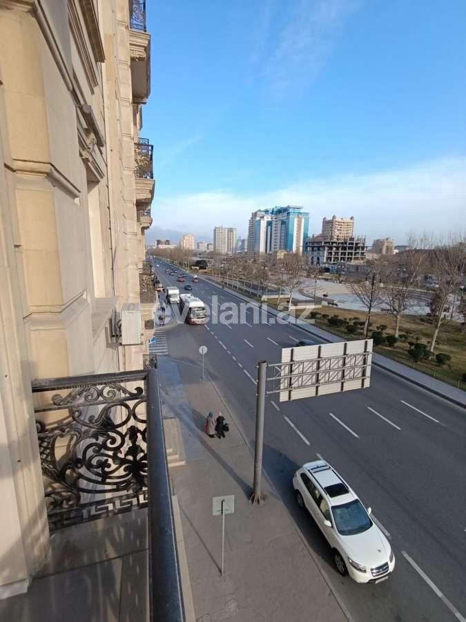 Rent, old building, 3 room, 85 m², Baku, Yasamal r.