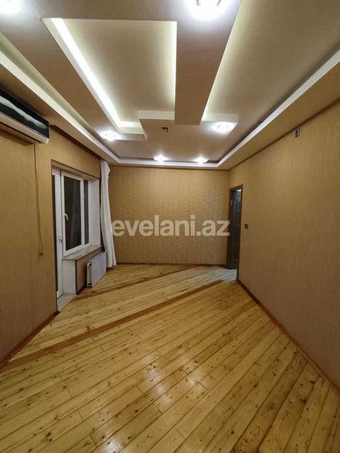 Satılır, köhnə tikili, 2 otaqlı, 70 m², Bakı, Xətai r, Həzi Aslanov m.