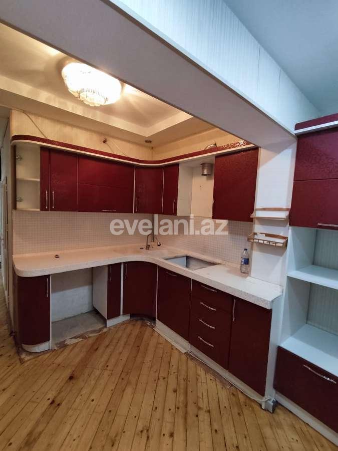 Satılır, köhnə tikili, 2 otaqlı, 70 m², Bakı, Xətai r, Həzi Aslanov m.