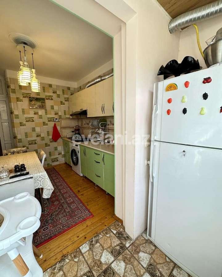 Satılır, köhnə tikili, 4 otaqlı, 80 m², Bakı, Suraxanı r, Massiv D q.
