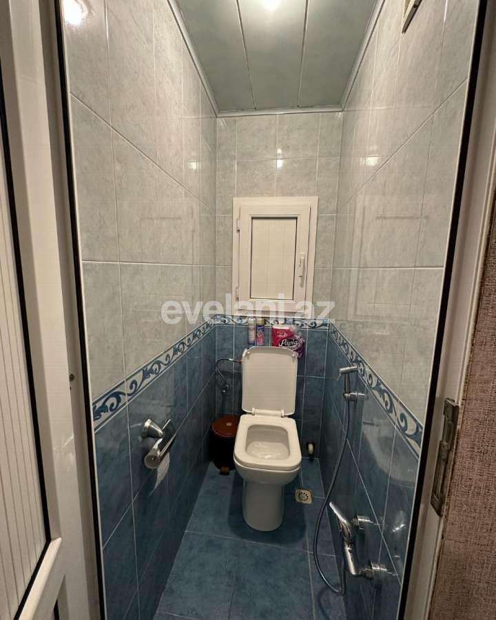 Satılır, köhnə tikili, 4 otaqlı, 80 m², Bakı, Suraxanı r, Massiv D q.