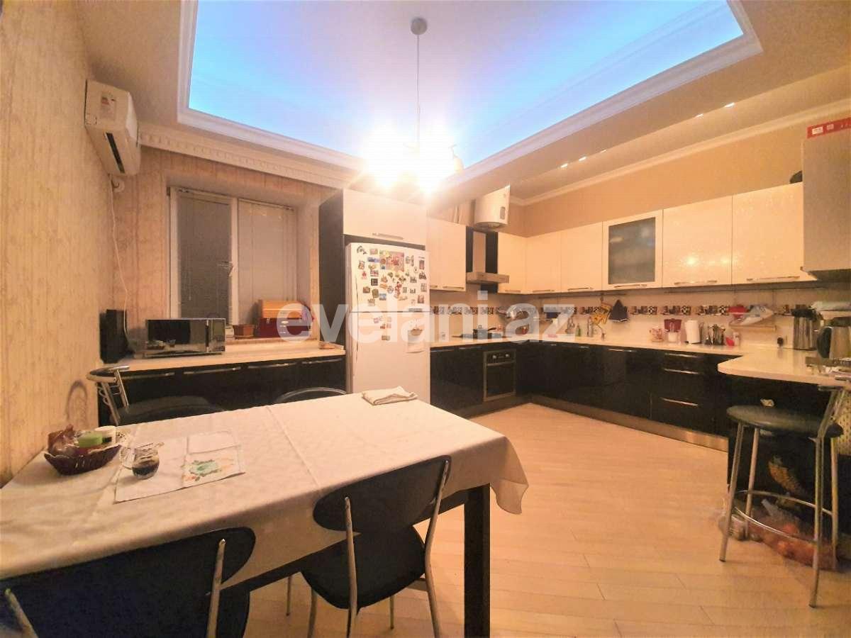Satılır, yeni tikili, 5 otaqlı, 250 m², Bakı, Yasamal r, Elmlər Akademiyası m.
