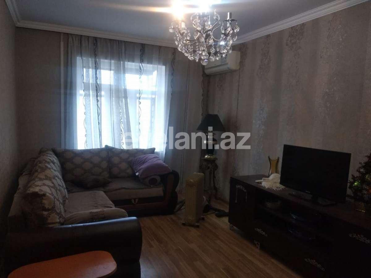 Satılır, köhnə tikili, 2 otaqlı, 60 m², Bakı, Xətai r, Həzi Aslanov m.