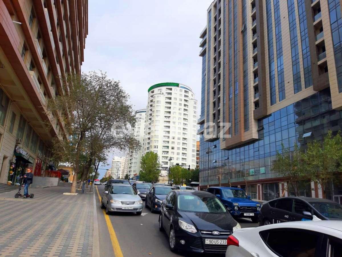 Satılır, yeni tikili, 5 otaqlı, 218 m², Bakı, Nəsimi r.