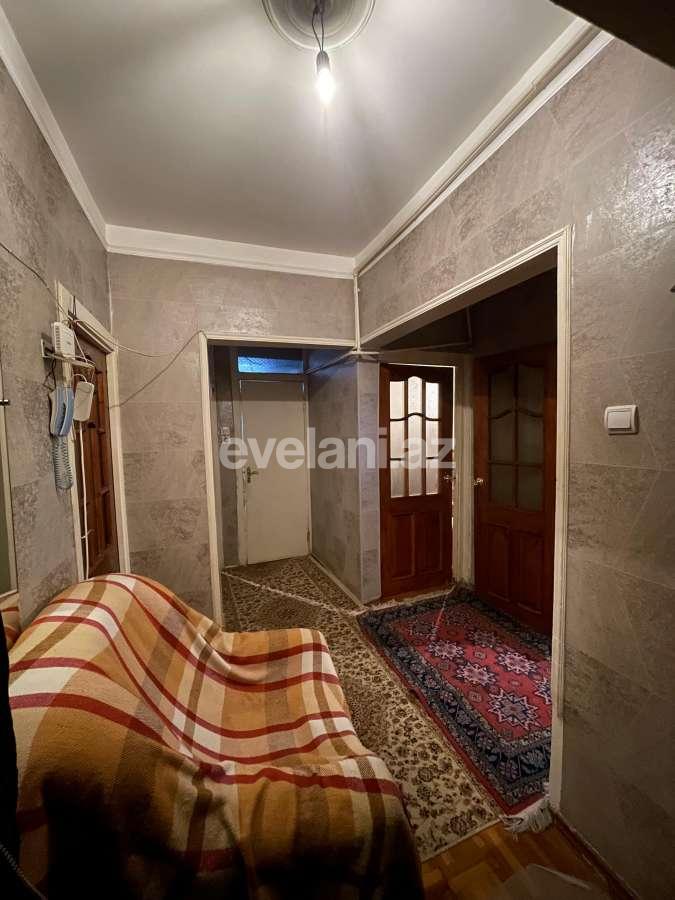 Satılır, köhnə tikili, 3 otaqlı, 80 m², Bakı, Binəqədi r, Azadlıq prospekti m.