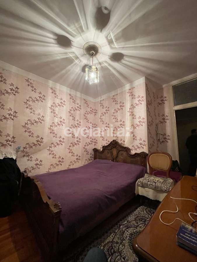 Satılır, köhnə tikili, 3 otaqlı, 80 m², Bakı, Binəqədi r, Azadlıq prospekti m.