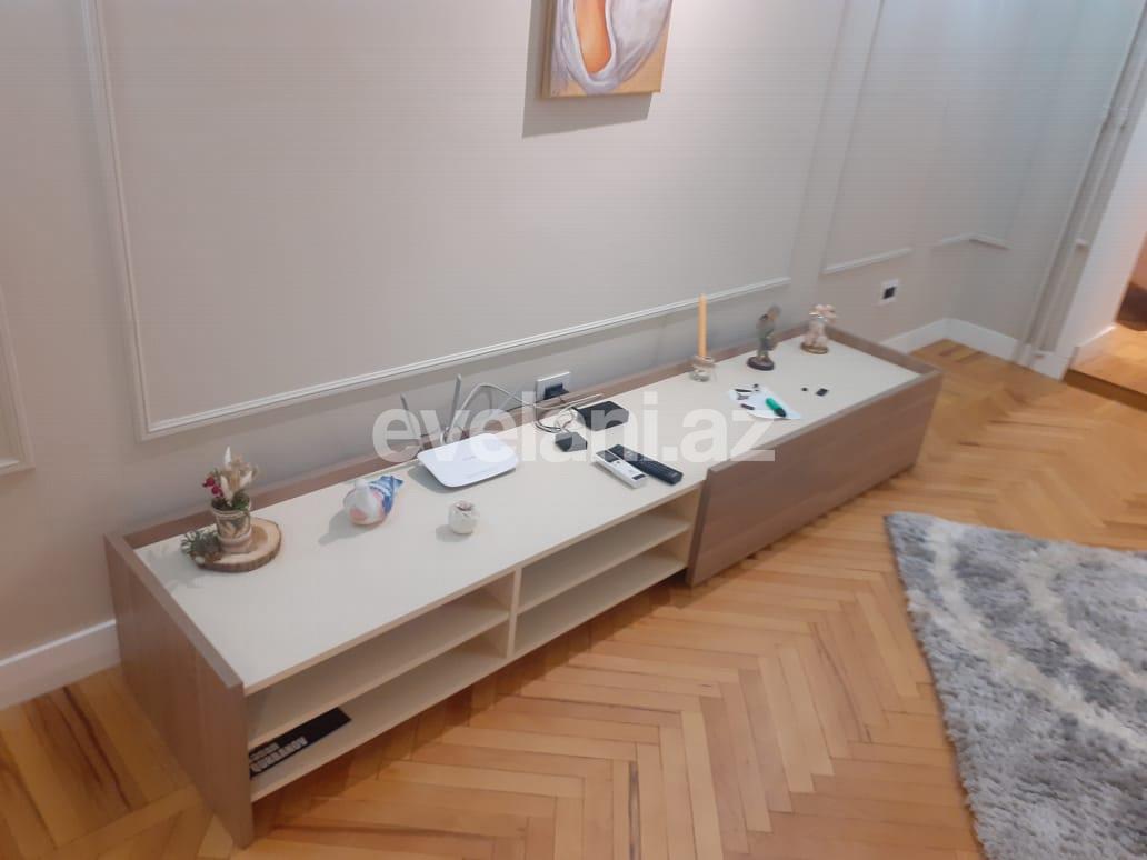 Сдаётся, вторичка, 2-комнаты, 53 m², Баку, Хатаинский r, Шах Исмаил Хатаи m.