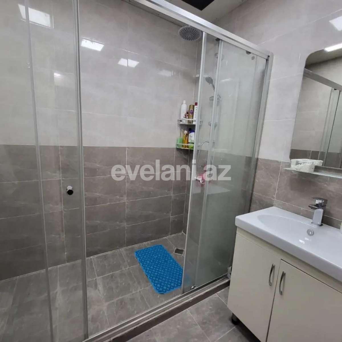 Satılır, yeni tikili, 3 otaqlı, 110 m², Bakı, Nizami r, Qara Qarayev m.