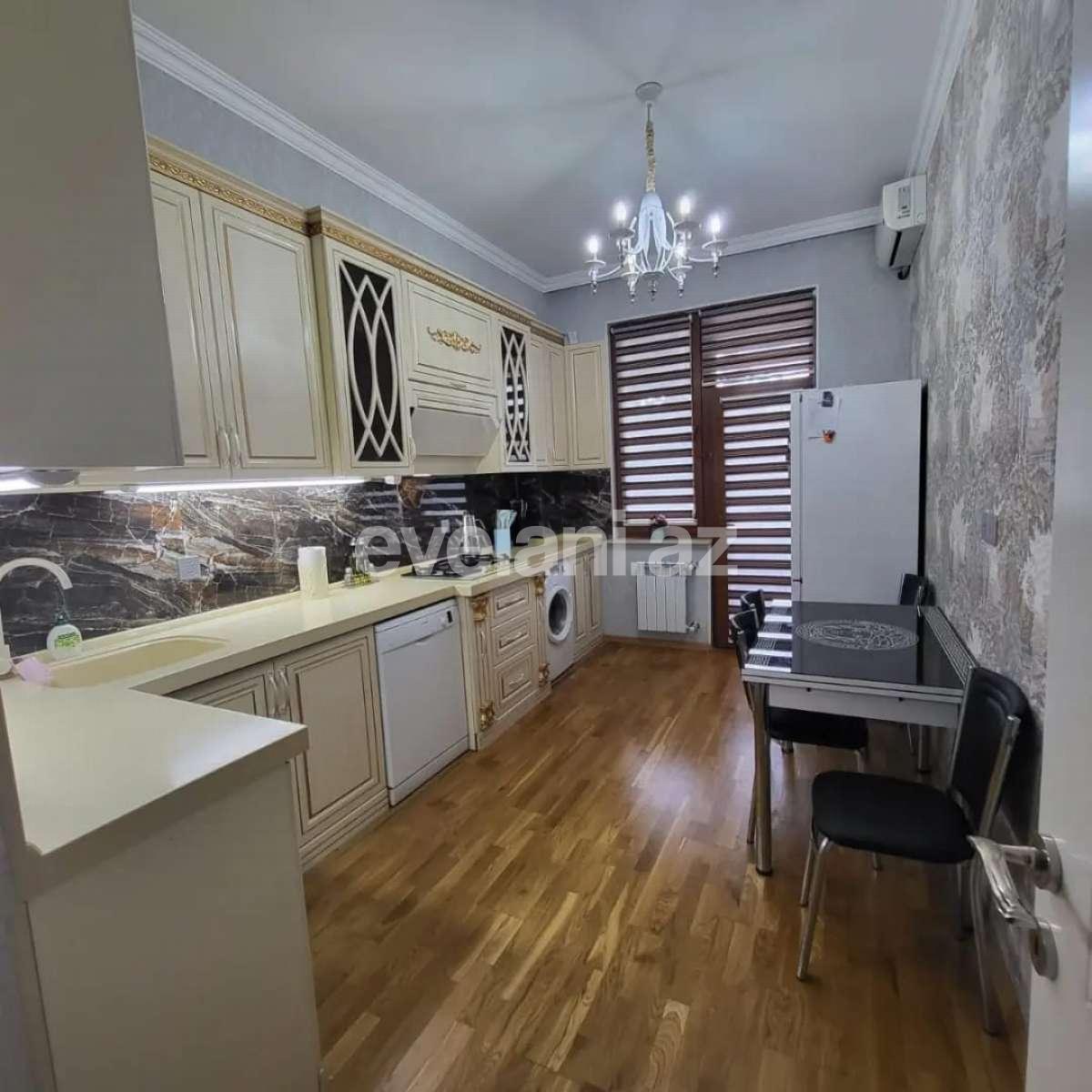 Satılır, yeni tikili, 3 otaqlı, 110 m², Bakı, Nizami r, Qara Qarayev m.