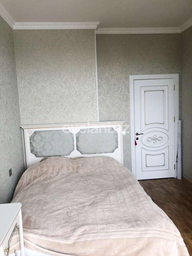 Satılır, yeni tikili, 2 otaqlı, 68 m², Bakı, Nizami r, Qara Qarayev m.