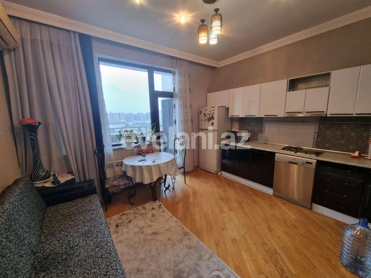 Kirayə verilir, yeni tikili, 2 otaqlı, 100 m², Bakı, Nəsimi r, 8 Noyabr m.