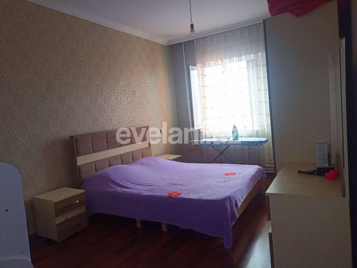Satılır, köhnə tikili, 2 otaqlı, 60 m², Bakı, Suraxanı r, Massiv V q.