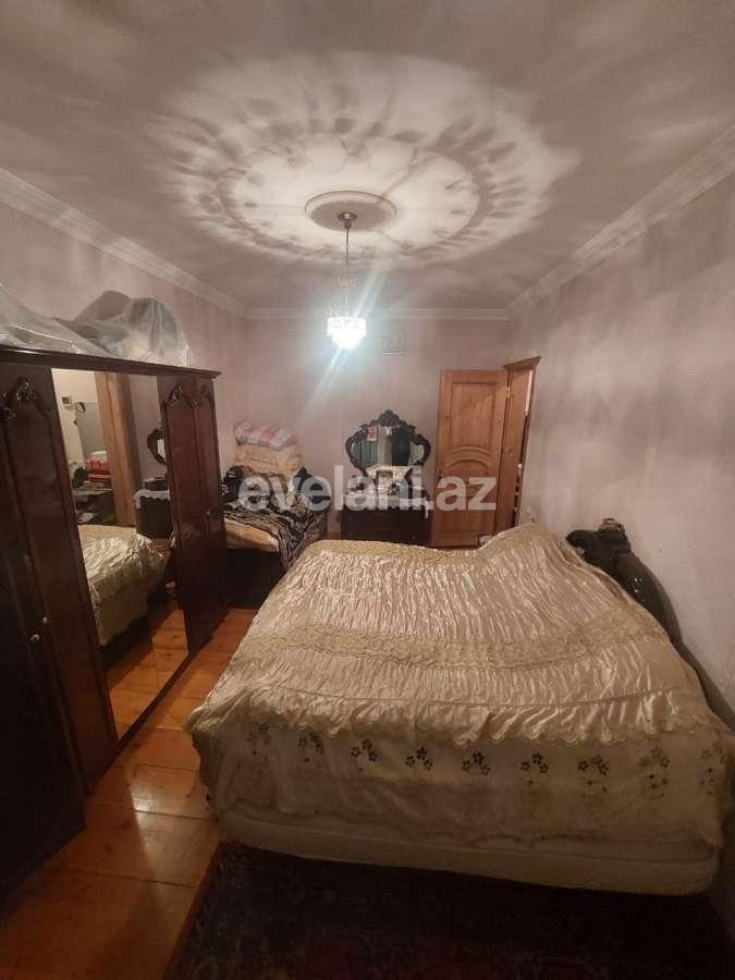 Продаётся, вторичка, 2-комнаты, 60 m², Гянджа