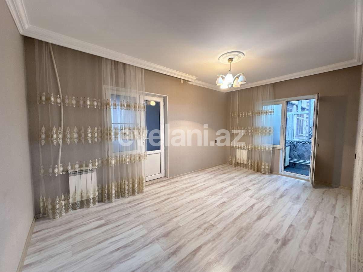 Satılır, köhnə tikili, 2 otaqlı, 45 m², Bakı, Suraxanı r, Yeni Günəşli q.