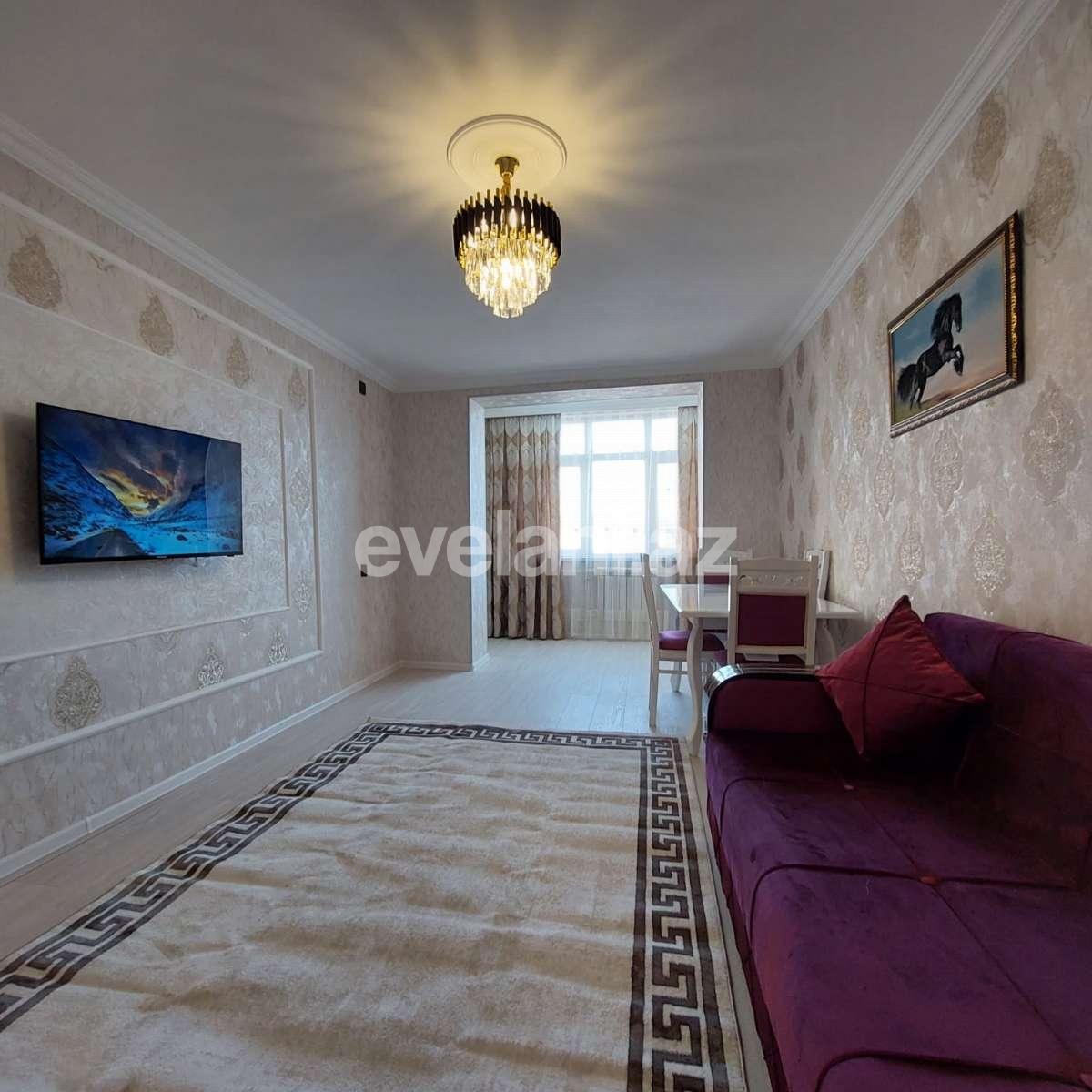 Sale, old building, 2 room, 59.99 m², Baku, Khatai r.