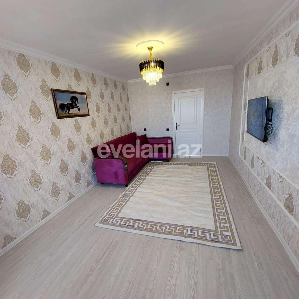 Sale, old building, 2 room, 59.99 m², Baku, Khatai r.
