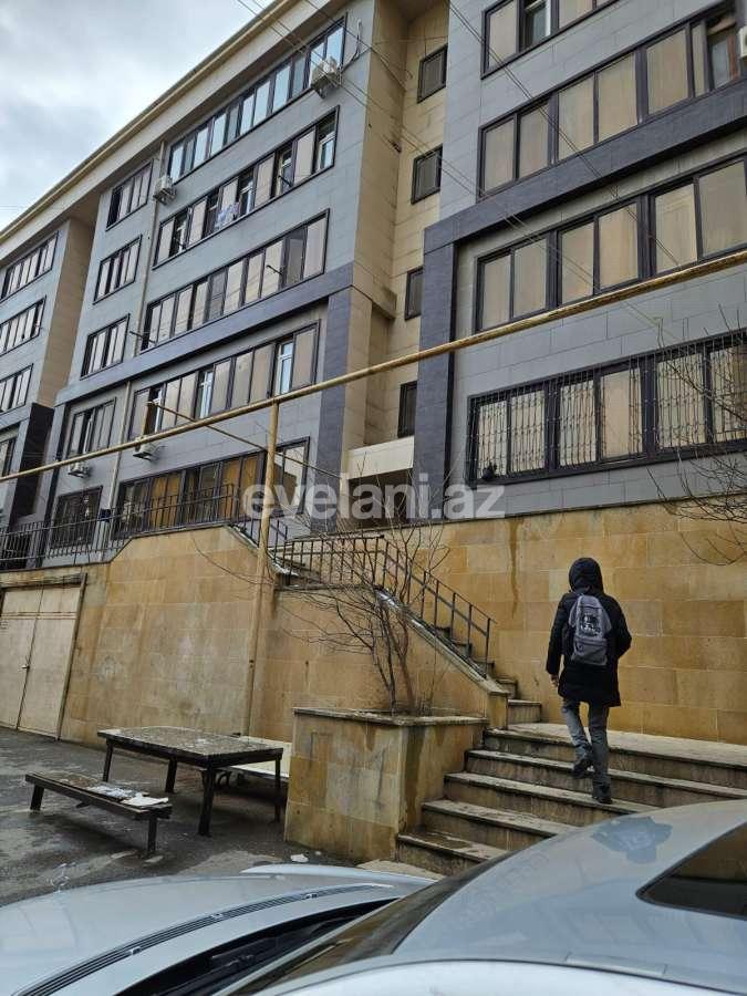 Kirayə verilir, köhnə tikili, 4 otaqlı, 135 m², Bakı, Yasamal r.