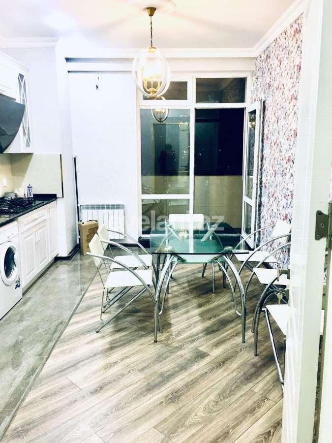 Kirayə verilir, yeni tikili, 3 otaqlı, 124 m², Bakı, Xətai r.