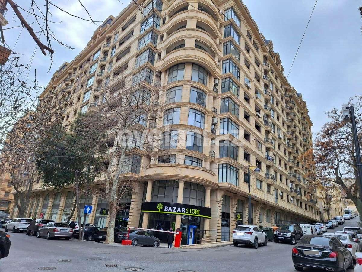 Продаётся, новостройка, 3-комнаты, 196 m², Баку, Сабаильский r, Ичери Шехер m.