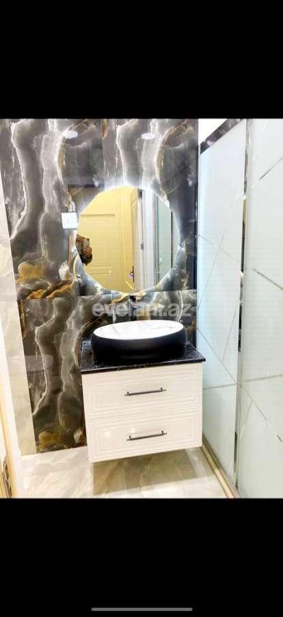 Satılır, yeni tikili, 3 otaqlı, 75 m², Bakı, Nizami r, Qara Qarayev m.