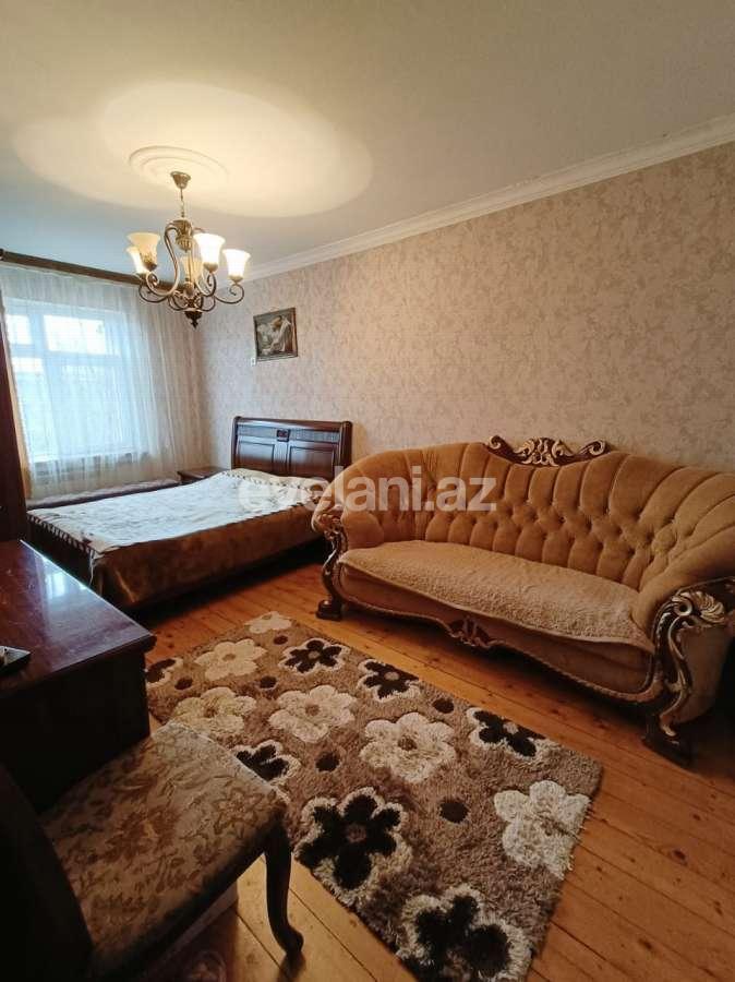 Satılır, köhnə tikili, 4 otaqlı, 90 m², Bakı, Suraxanı r, Massiv G q.