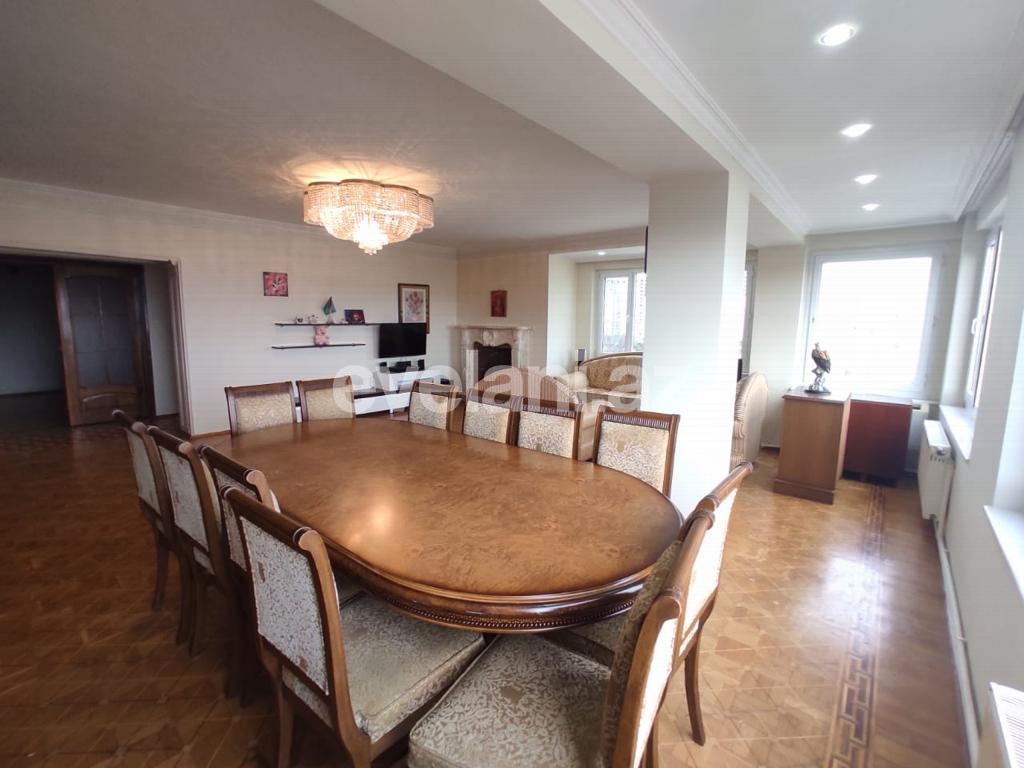 Сдаётся, вторичка, 3-комнаты, 140 m², Баку, Ясамальский r, Иншаатчылар m.