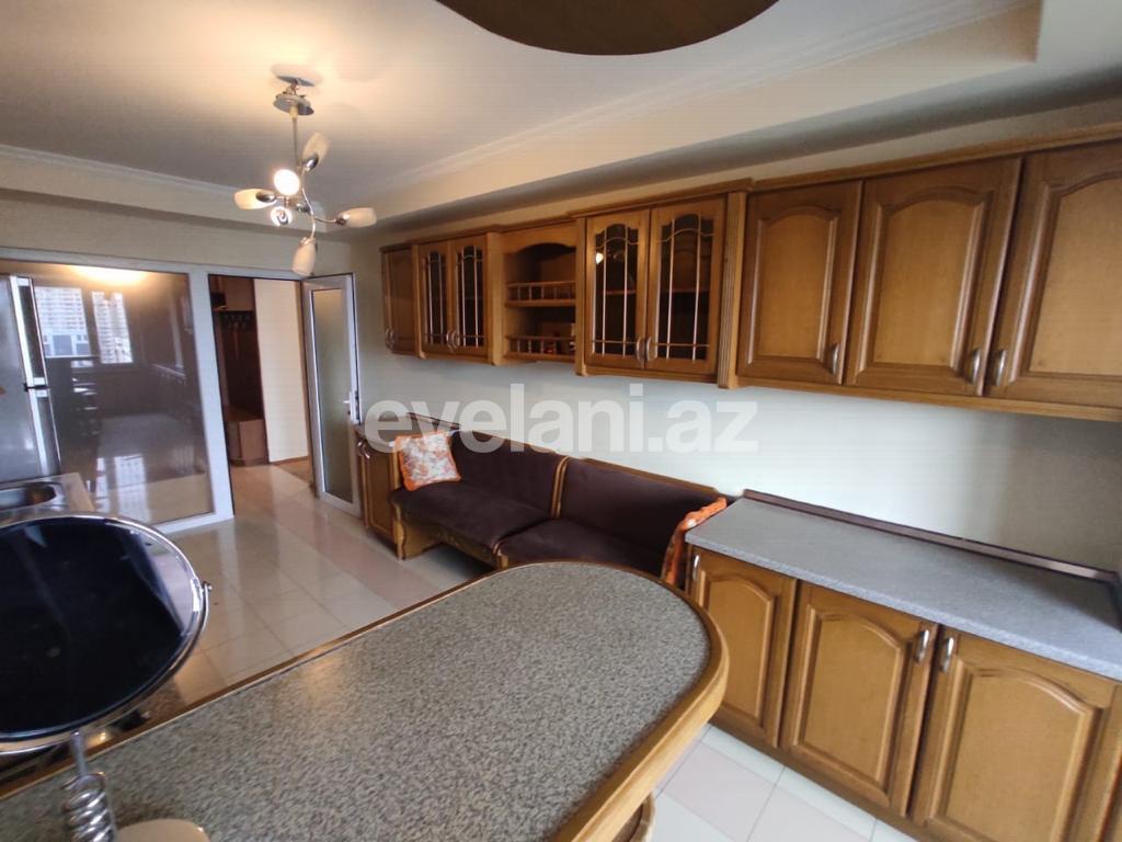 Сдаётся, вторичка, 3-комнаты, 140 m², Баку, Ясамальский r, Иншаатчылар m.