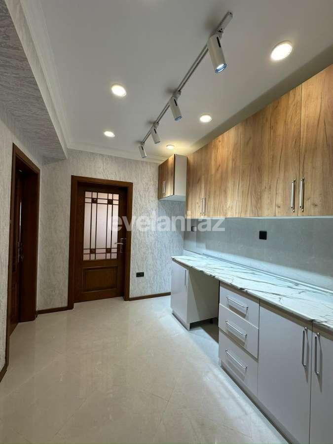 Satılır, yeni tikili, 2 otaqlı, 60 m², Bakı, Yasamal r, Yeni Yasamal q, İnşaatçılar m.