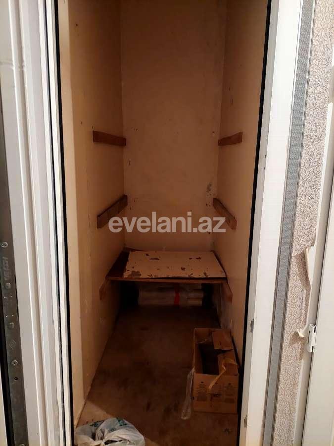 Rent, old building, 2 room, 65 m², Baku, Surakhani r, Yeni Guneshli d, Khalglar Doslugu m.