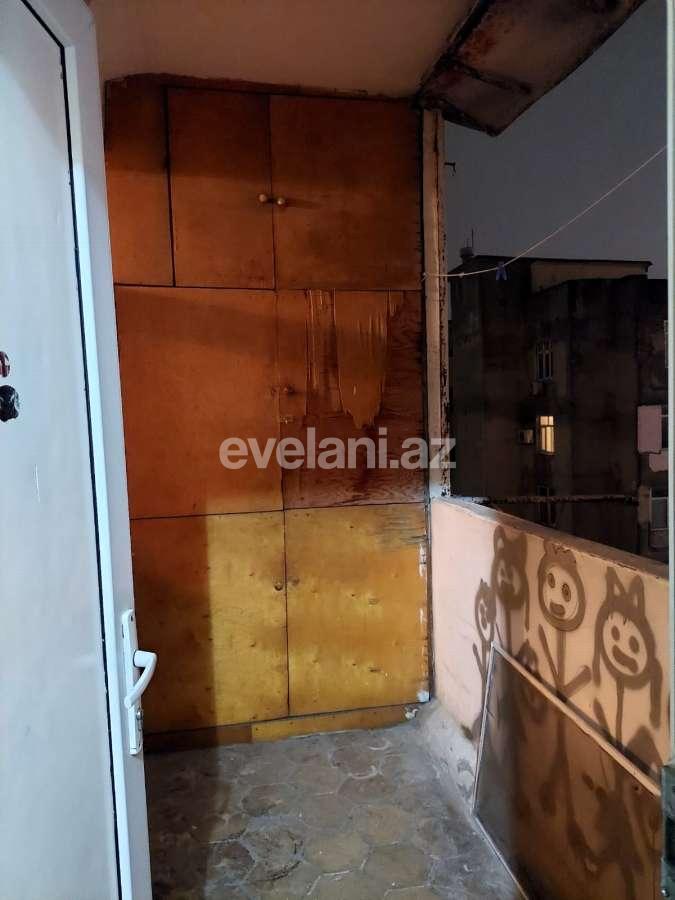 Rent, old building, 2 room, 65 m², Baku, Surakhani r, Yeni Guneshli d, Khalglar Doslugu m.