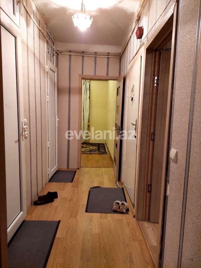 Rent, old building, 2 room, 65 m², Baku, Surakhani r, Yeni Guneshli d, Khalglar Doslugu m.