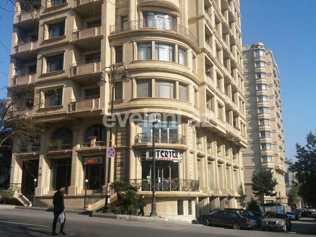 Satılır, yeni tikili, 4 otaqlı, 200 m², Bakı, Yasamal r, Nizami m.