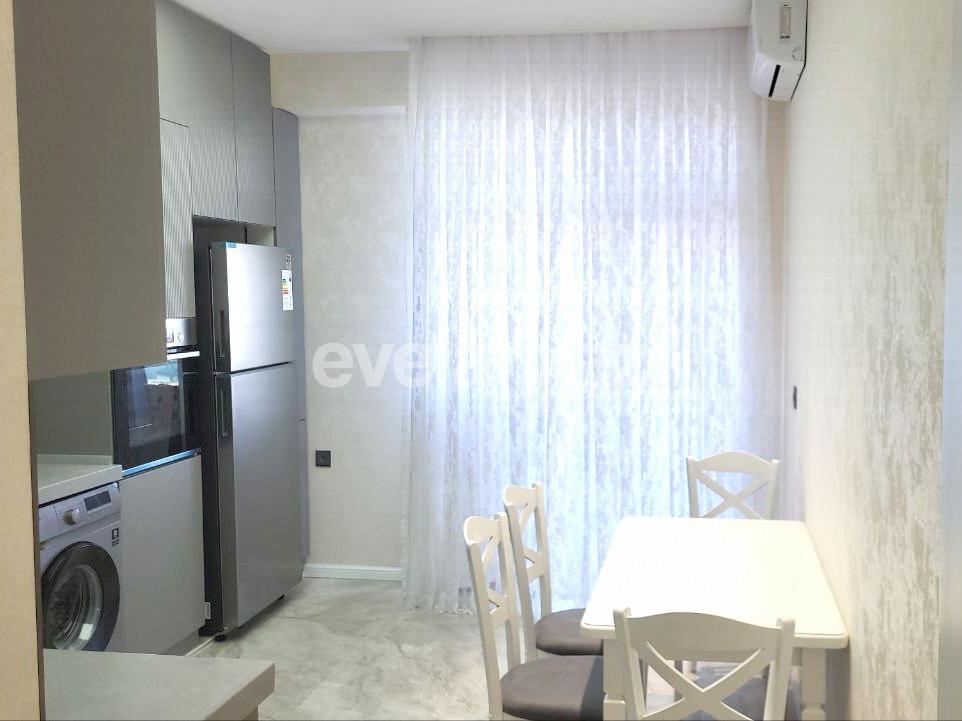 Kirayə verilir, yeni tikili, 2 otaqlı, 109 m², Bakı, Yasamal r, 8 Noyabr m.