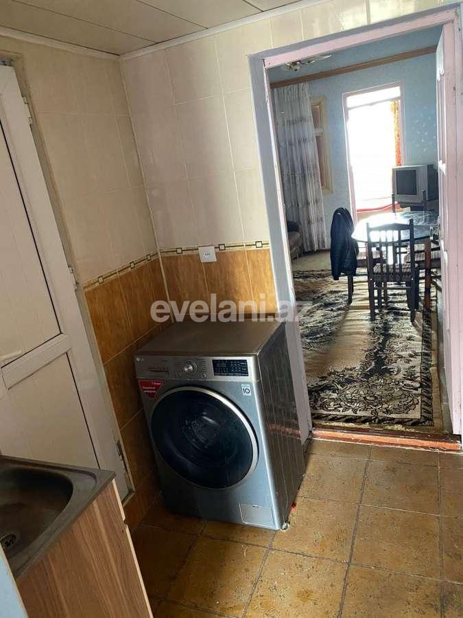 Rent, old building, 3 room, 66 m², Baku, Surakhani r, Yeni Guneshli d, Khalglar Doslugu m.