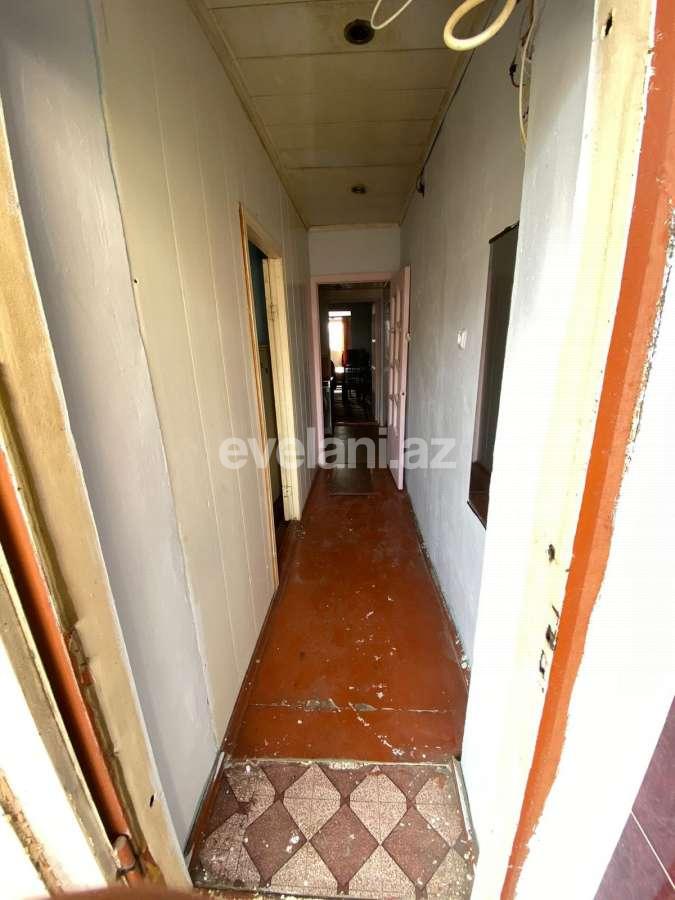 Rent, old building, 3 room, 66 m², Baku, Surakhani r, Yeni Guneshli d, Khalglar Doslugu m.