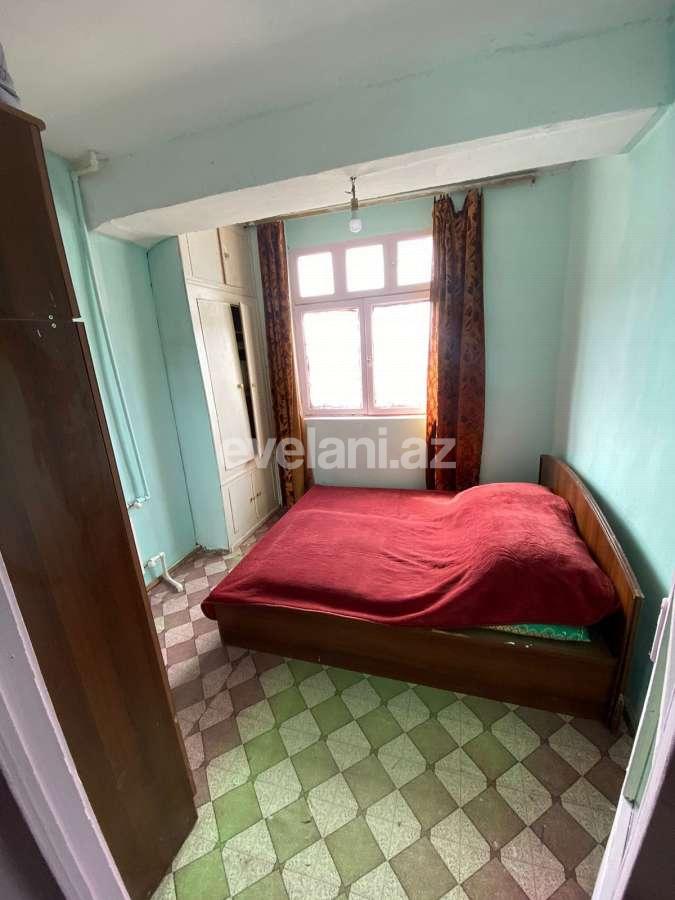 Rent, old building, 3 room, 66 m², Baku, Surakhani r, Yeni Guneshli d, Khalglar Doslugu m.