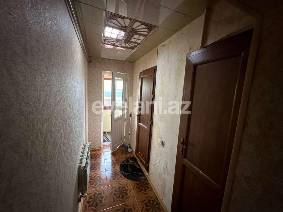 Satılır, köhnə tikili, 3 otaqlı, 70 m², Sumqayıt, 9-cu mikrorayon r.