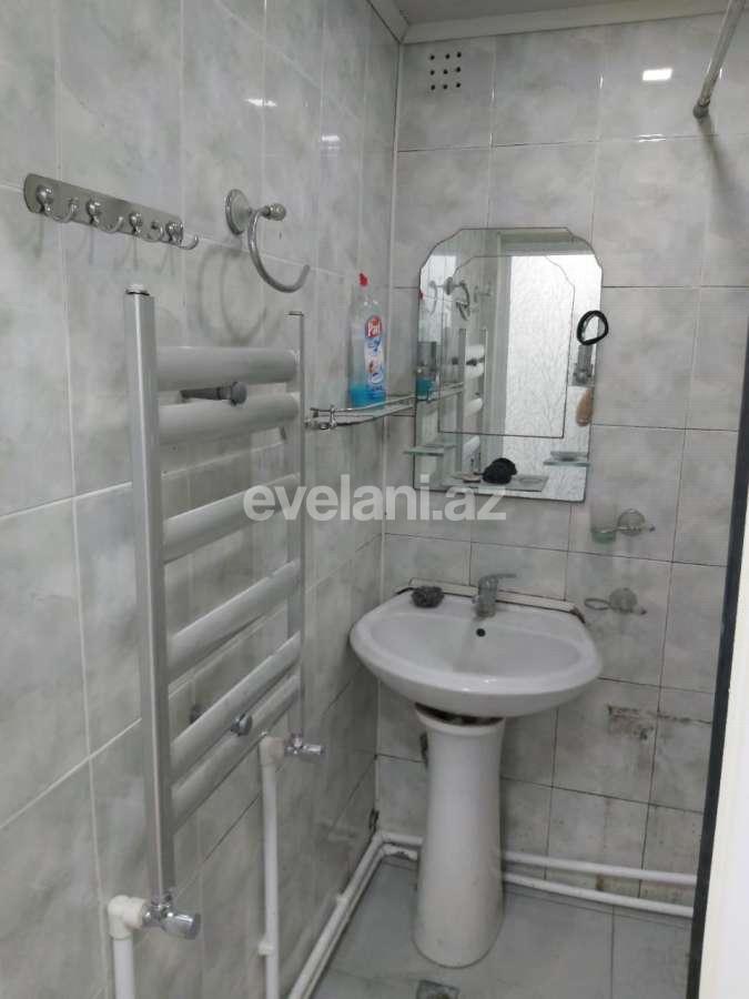 Satılır, köhnə tikili, 2 otaqlı, 46 m², Sumqayıt, 8-ci mikrorayon r.