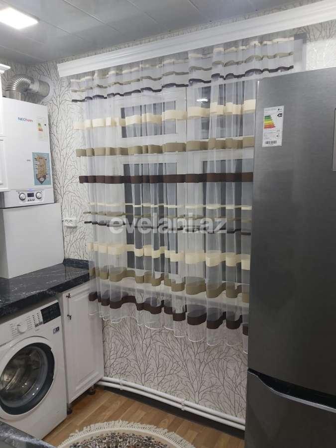 Satılır, köhnə tikili, 2 otaqlı, 46 m², Sumqayıt, 8-ci mikrorayon r.