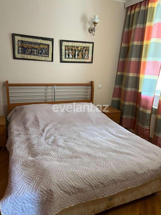 Kirayə verilir, köhnə tikili, 2 otaqlı, 70 m², Bakı, Səbail r, Sahil m.