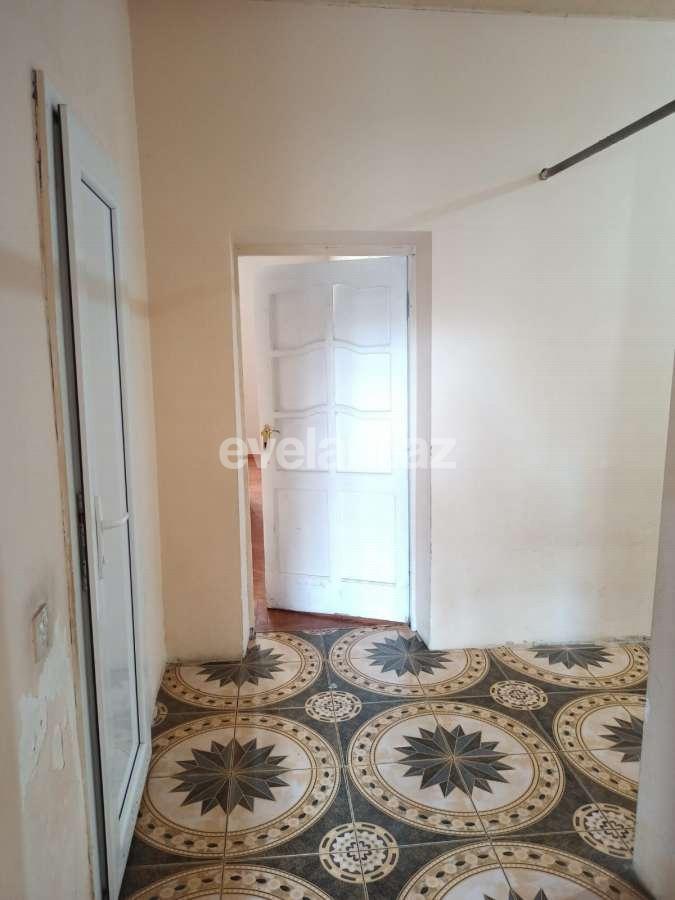 Satılır, köhnə tikili, 3 otaqlı, 75 m², Sumqayıt, 20-ci məhəllə r.